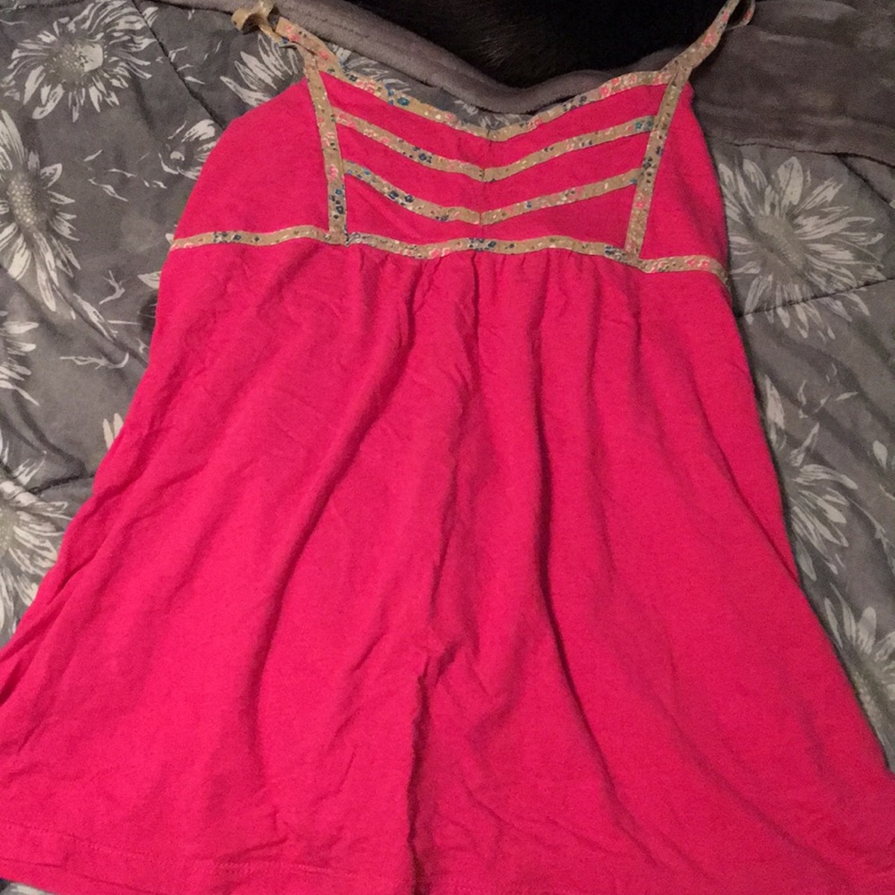 Pink tank top